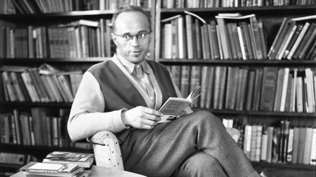 Stanisław Lem: The Visionary Polish Sci-Fi Writer – POLSKA KULTURA